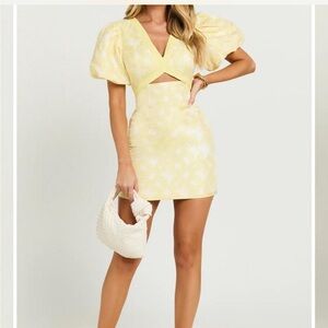 ShowPo Diana mini Yellow Puff Sleeve Dress- NWT - never worn!